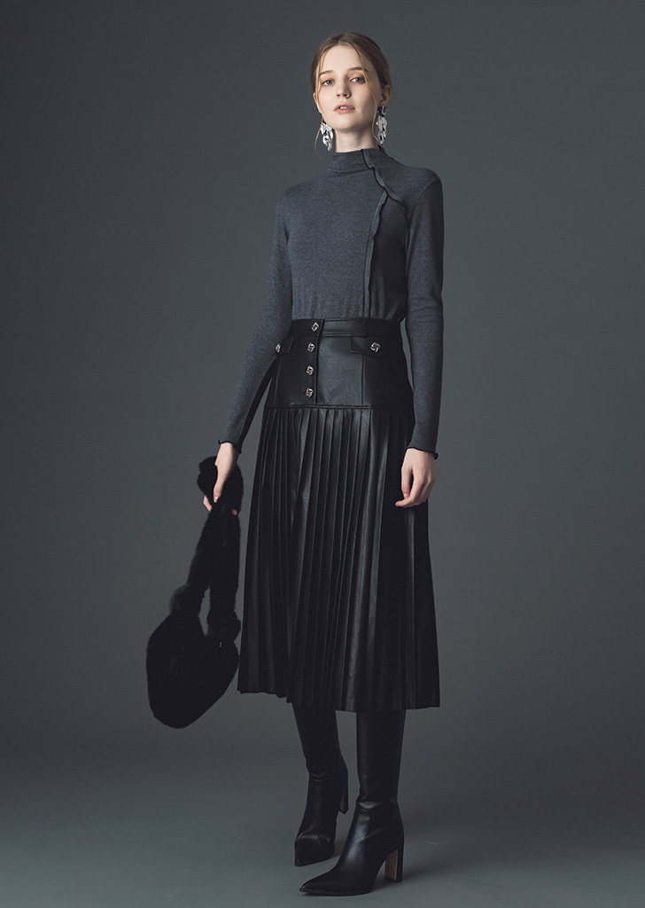 Sinthia artificial leather pleated skirt [Black]여성복 브랜드, 페리메라