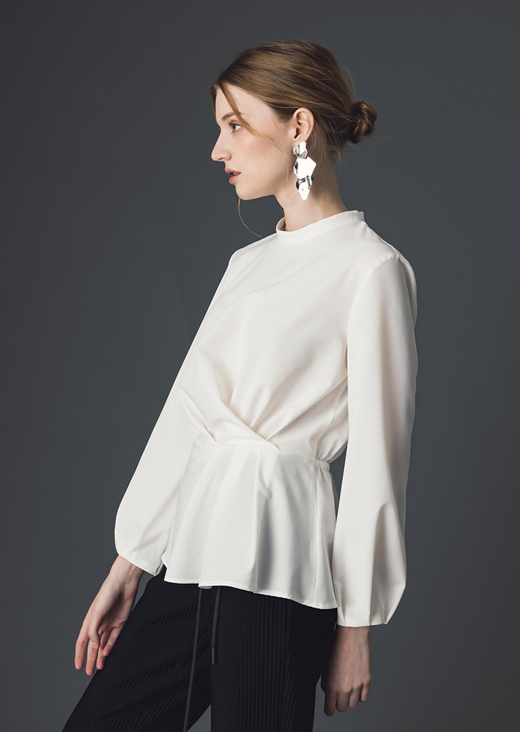Leia flow blouse [White]여성복 브랜드, 페리메라
